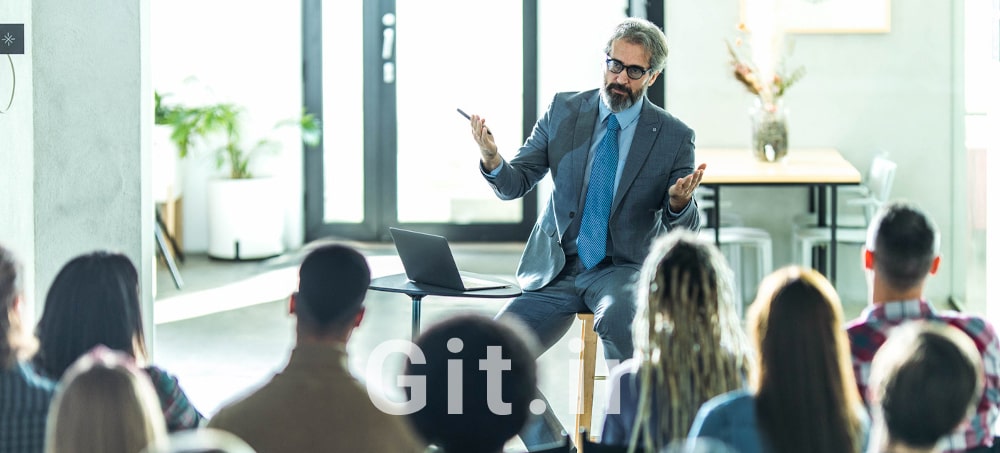 کارآفرینی چیست؟